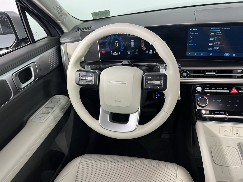 Used 2024 Hyundai Santa Fe SEL image 15