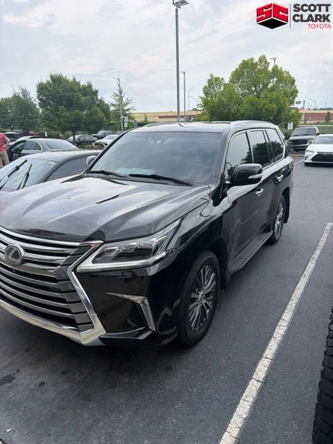 Used 2016 Lexus LX 570 4WD w/ Luxury Package image 5