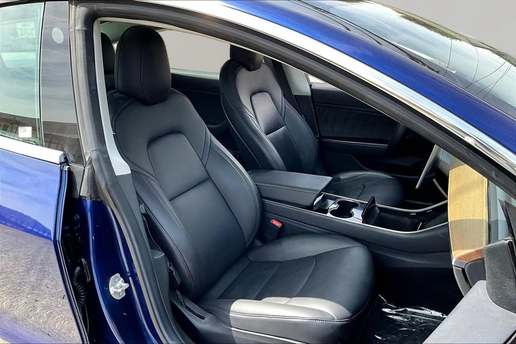 Used 2018 Tesla Model 3 Long Range RWD image 26