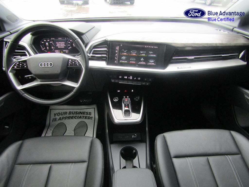 Used 2022 Audi Q4 e-tron Premium Plus w/ Premium Plus AWD/4WD image 4