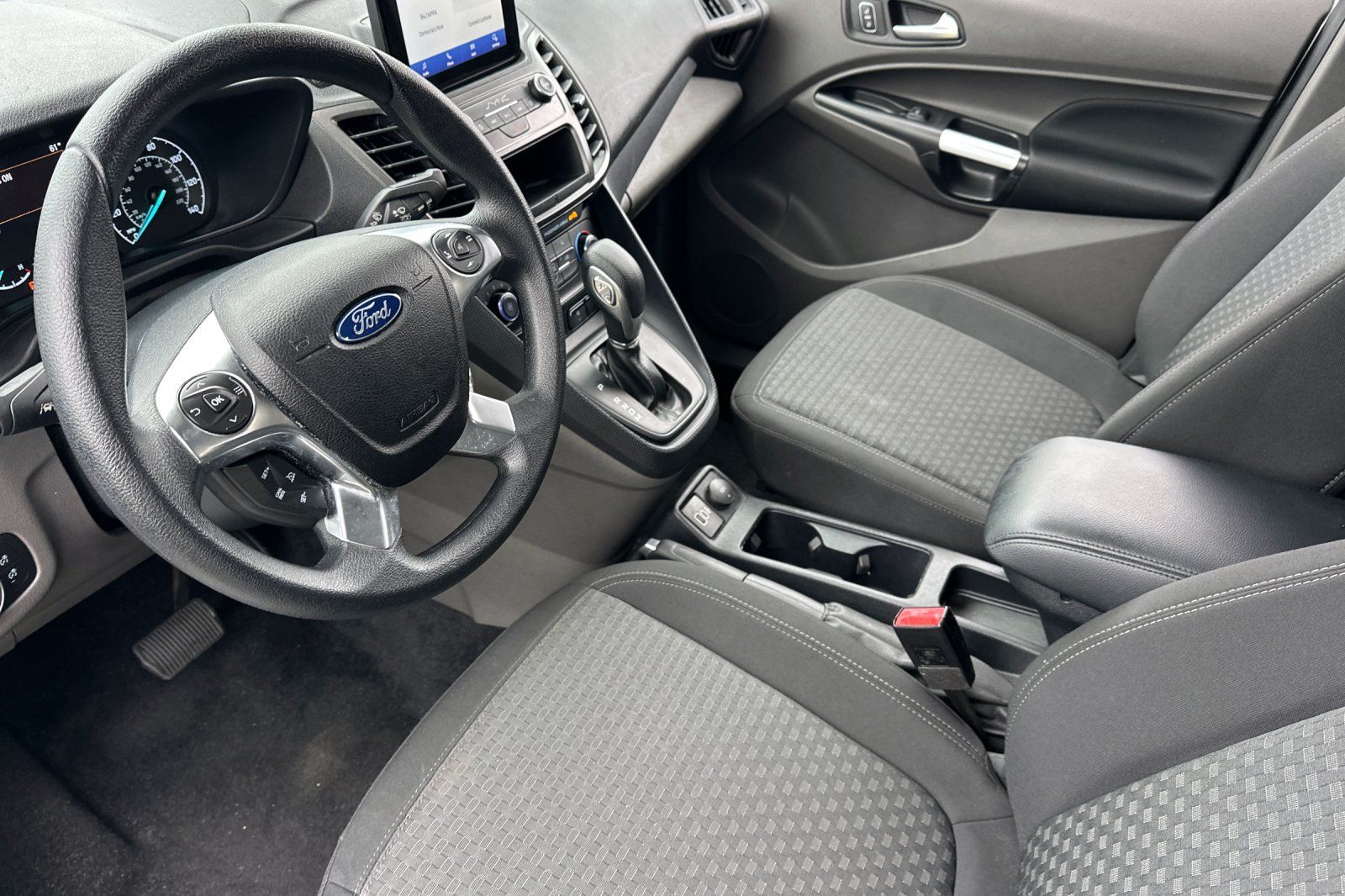Used 2023 Ford Transit Connect XLT FWD image 9