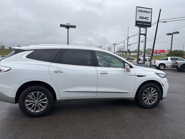 Used 2024 Buick Enclave Premium image 11