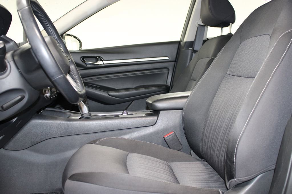 Used 2019 Nissan Altima 2.5 SV image 19