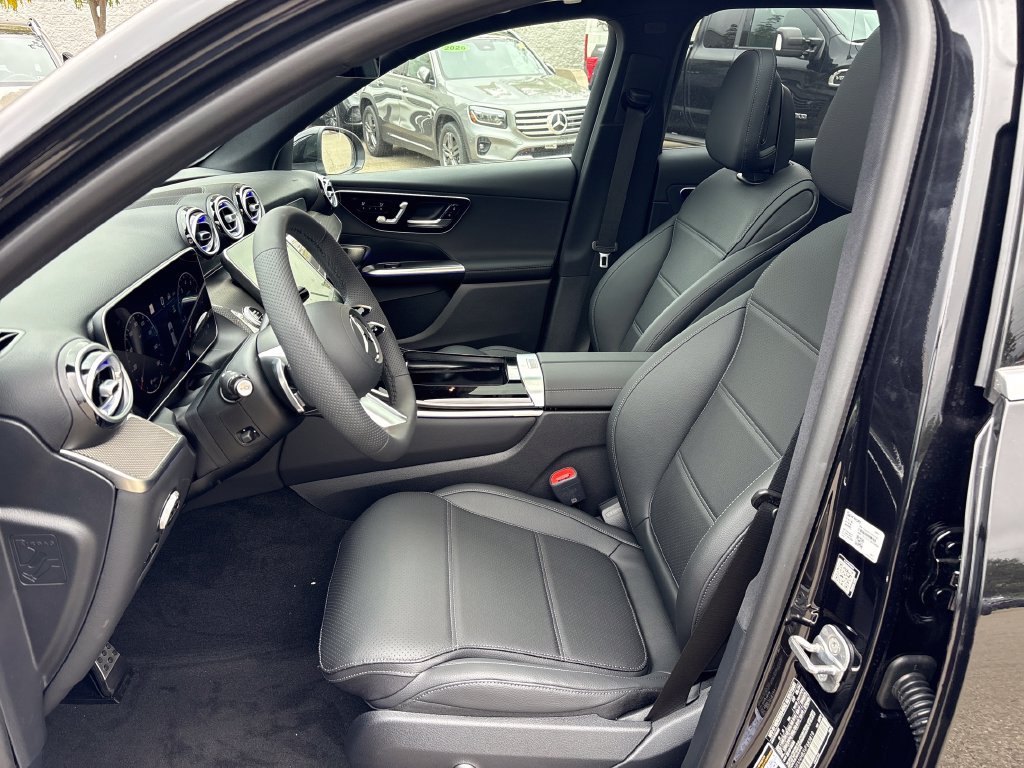 New 2027 Mercedes-Benz GLC 300 4MATIC image 9