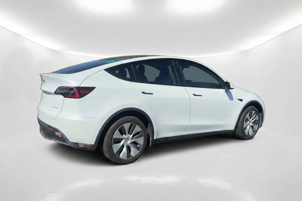 Used 2023 Tesla Model Y Long Range AWD/4WD image 6