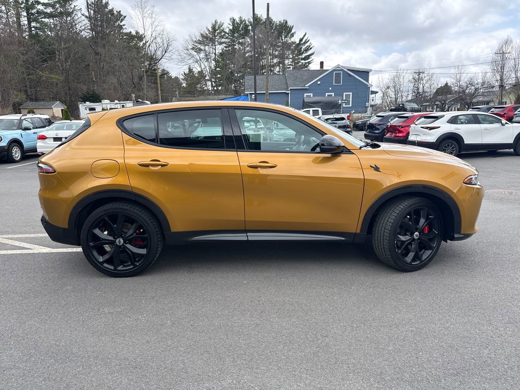 Used 2024 Dodge Hornet R/T Plus image 6