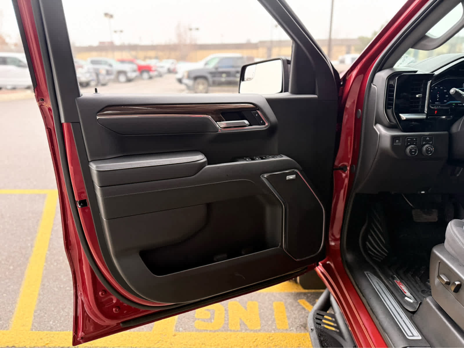 Certified 2025 Chevrolet Silverado 1500 LT Trail Boss w/ Convenience Package II image 15