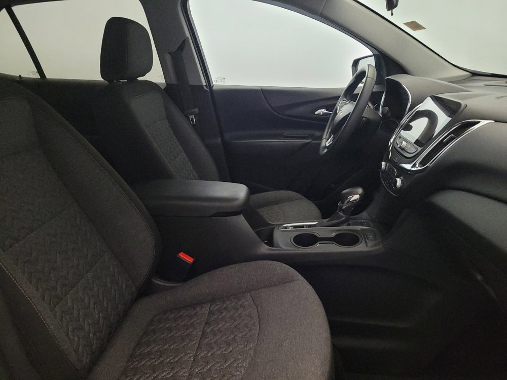 Used 2022 Chevrolet Equinox LT AWD/4WD image 21