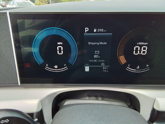 Used 2025 Hyundai Tucson SE image 12