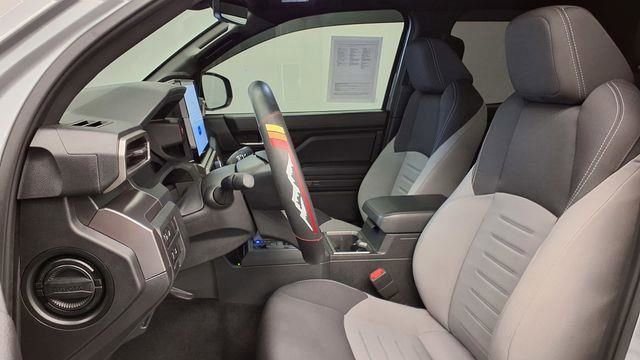 Used 2025 Toyota Tacoma TRD Off-Road w/ TRD Off Road Upgrade Package image 18