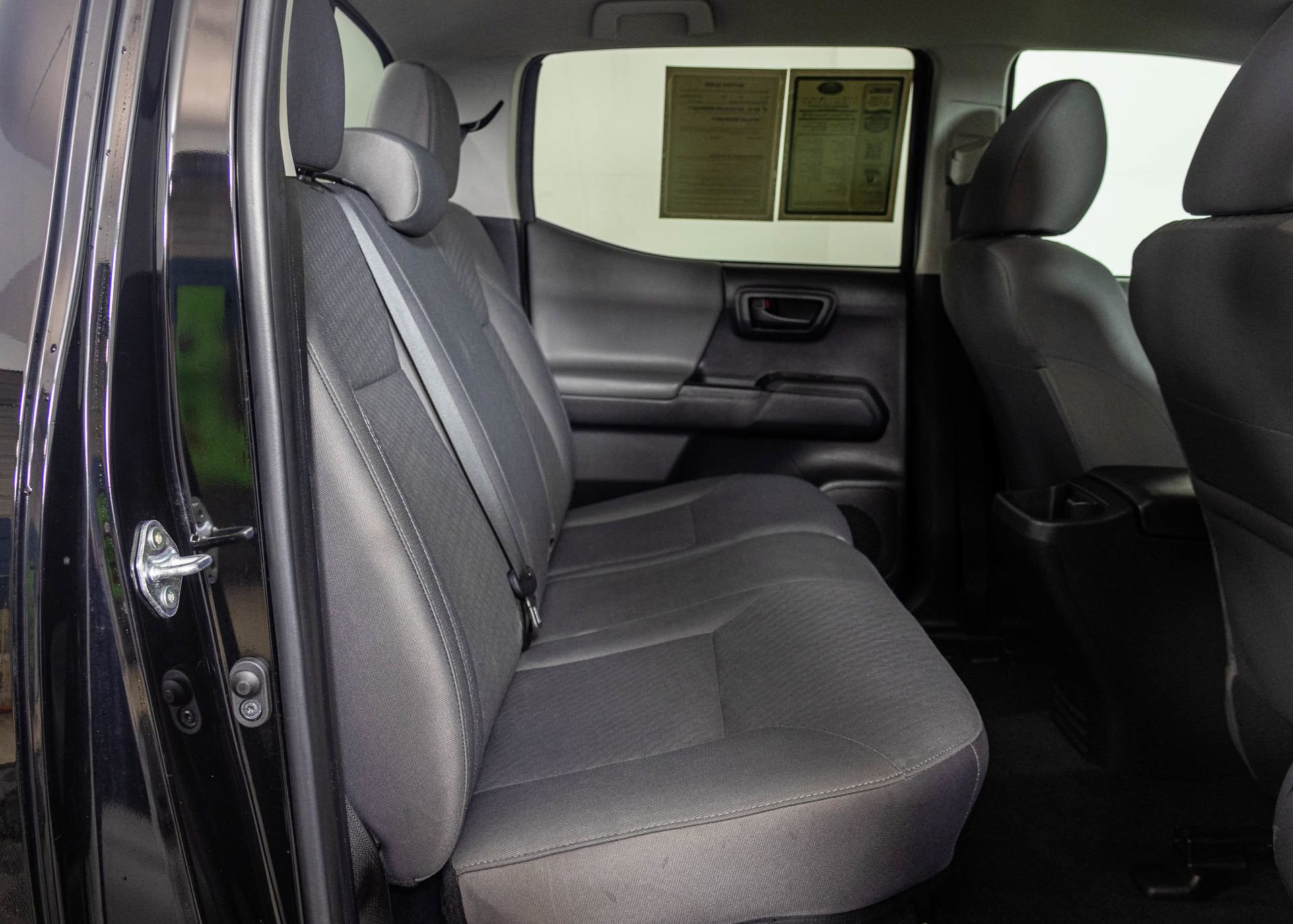 Used 2023 Toyota Tacoma SR AWD/4WD image 40