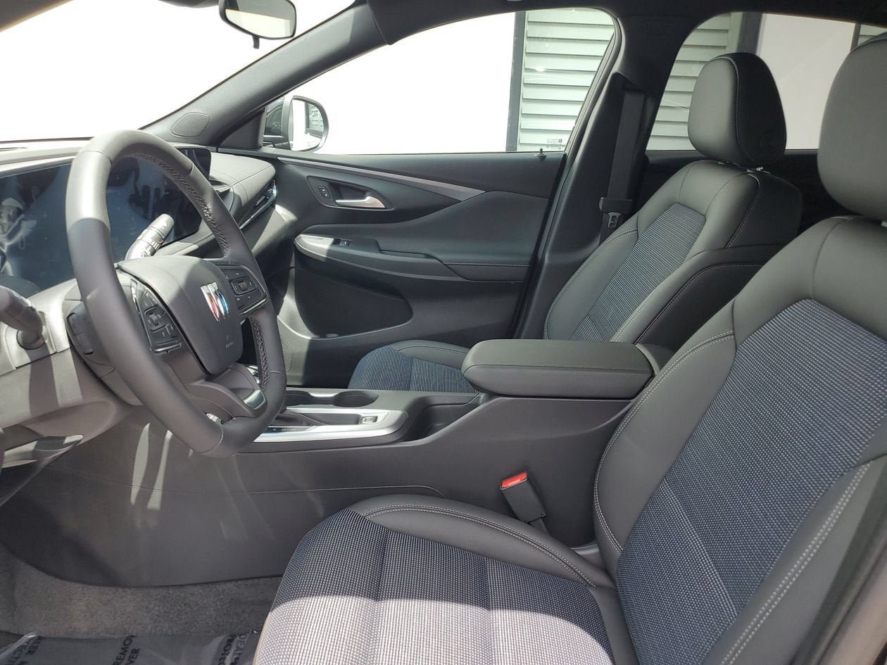 New 2026 Buick Envista Sport Touring w/ Convenience I Package FWD image 18