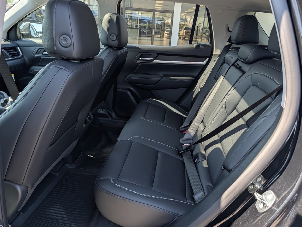 New 2027 GMC Terrain Denali w/ LPO, Floor Liner Package AWD/4WD image 25