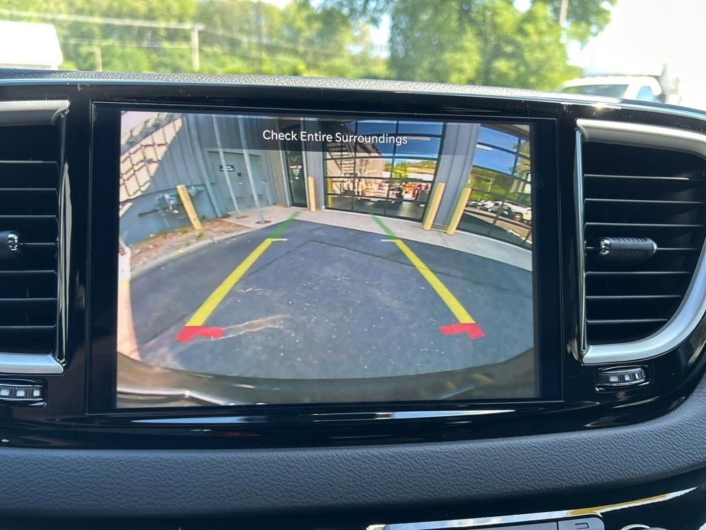 New 2026 Chrysler Voyager LX image 21