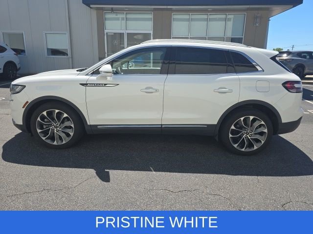 Used 2022 Lincoln Nautilus Reserve AWD/4WD image 4