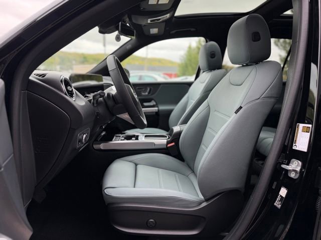 Used 2026 Mercedes-Benz GLB 250 4MATIC image 15