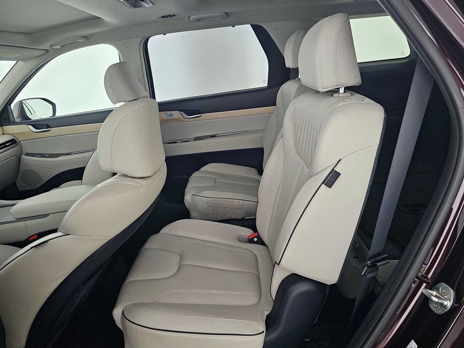 Used 2023 Hyundai Palisade Limited w/ Cargo Package FWD image 18