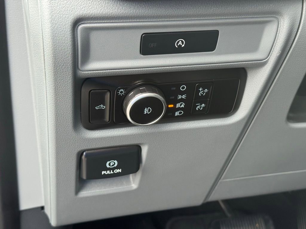 Used 2025 Ford F150 XLT w/ Equipment Group 301A Standard image 17