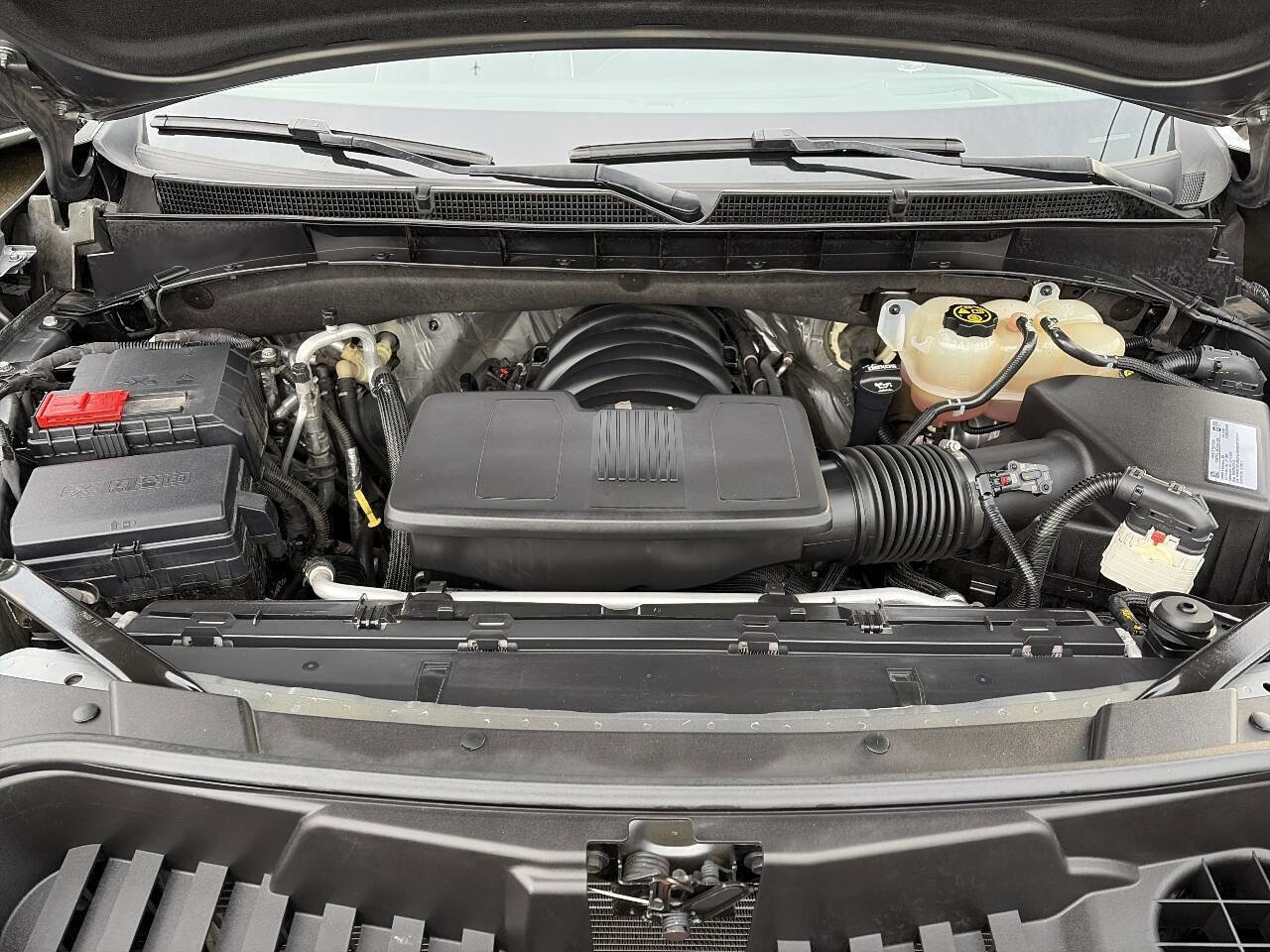 Used 2021 Cadillac Escalade Sport w/ Driver Assist Tech Package image 18