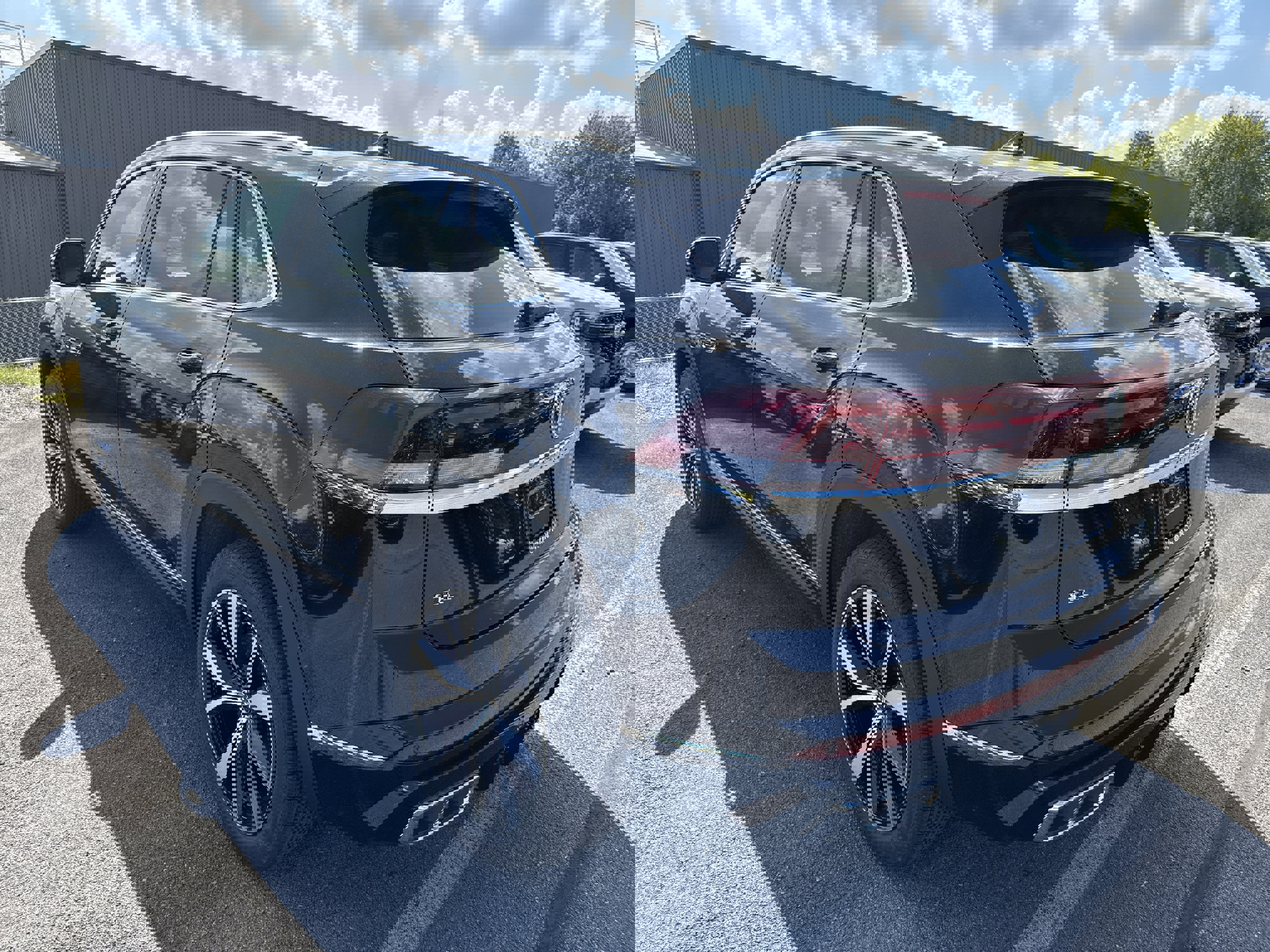 New 2026 Volkswagen Atlas Cross Sport SEL Premium R-Line image 5