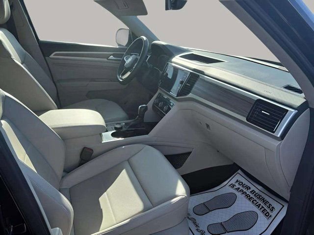 Used 2023 Volkswagen Atlas SEL image 12