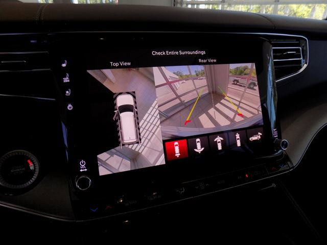 New 2026 Jeep Grand Wagoneer Limited AWD/4WD image 15