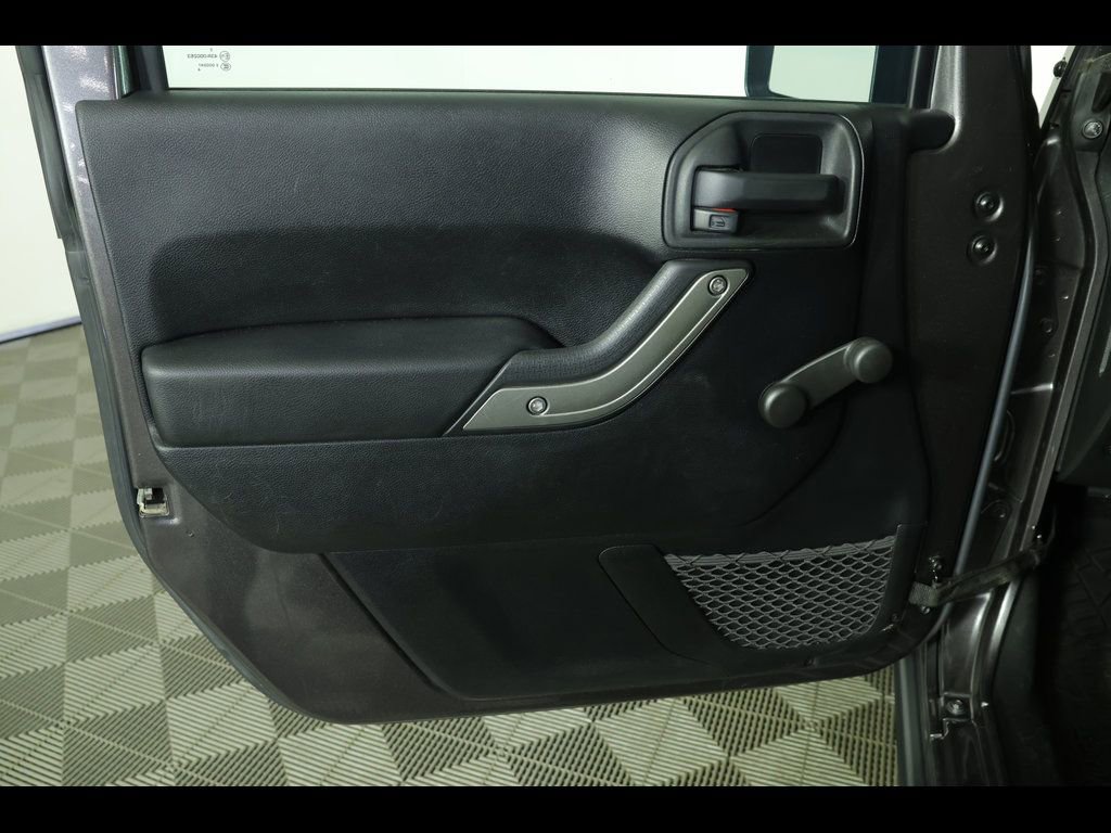 Used 2014 Jeep Wrangler Sport image 12