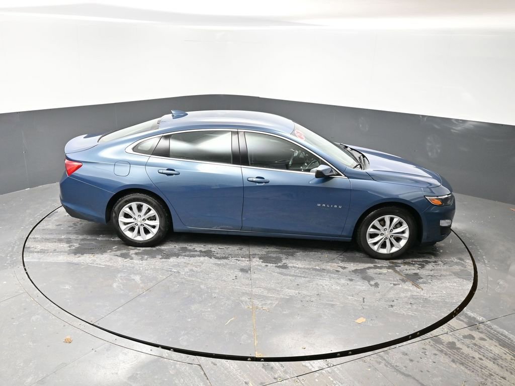 Used 2025 Chevrolet Malibu LT image 39