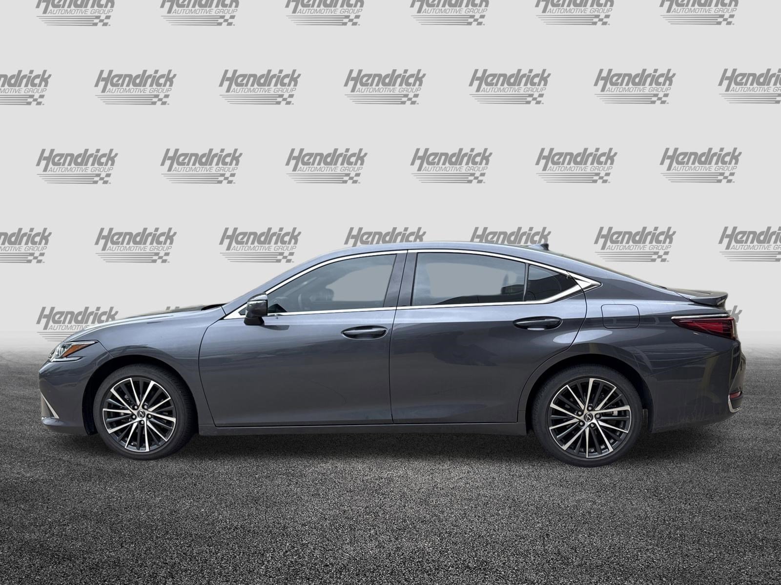 Used 2023 Lexus ES 250 w/ Premium Package image 7