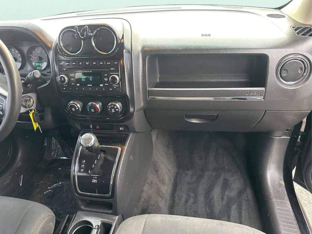 Used 2013 Jeep Patriot Sport w/ Tire & Wheel Group image 6
