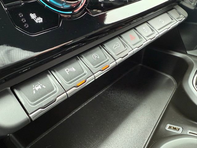 Used 2024 GMC Sierra 1500 AT4X image 21