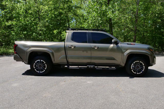 Used 2025 Toyota Tacoma TRD Sport w/ TRD Sport Premium Package AWD/4WD image 33