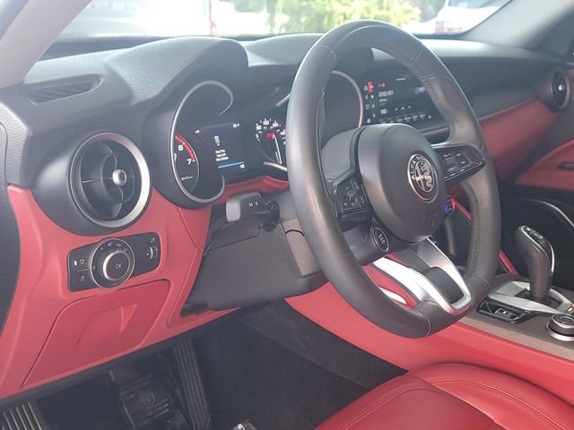 Used 2021 Alfa Romeo Stelvio Ti w/ Nero Edizione AWD/4WD image 8