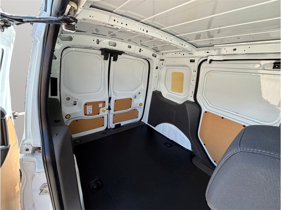 Used 2019 Ford Transit Connect XLT image 28