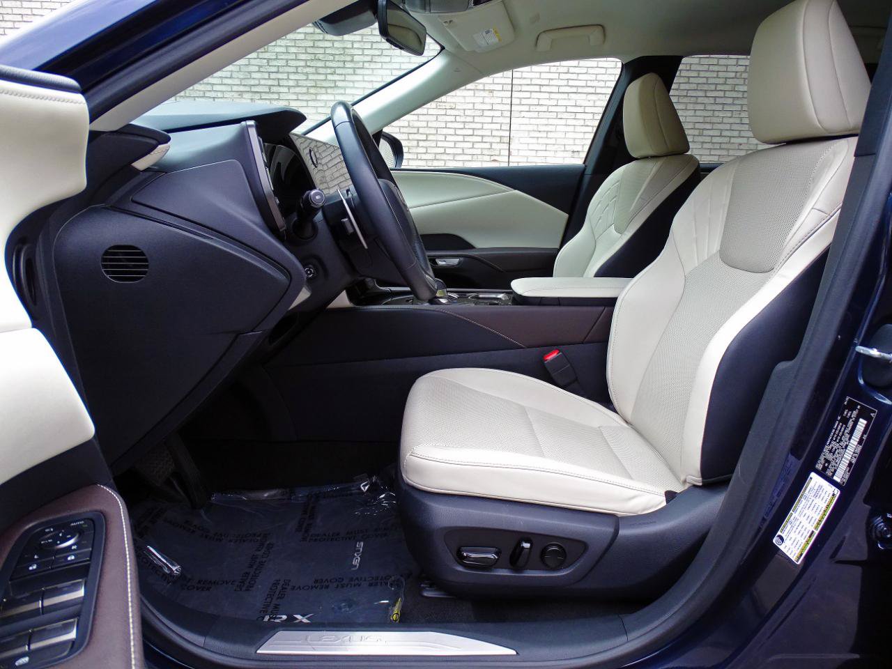 Used 2023 Lexus RX 350 FWD image 13