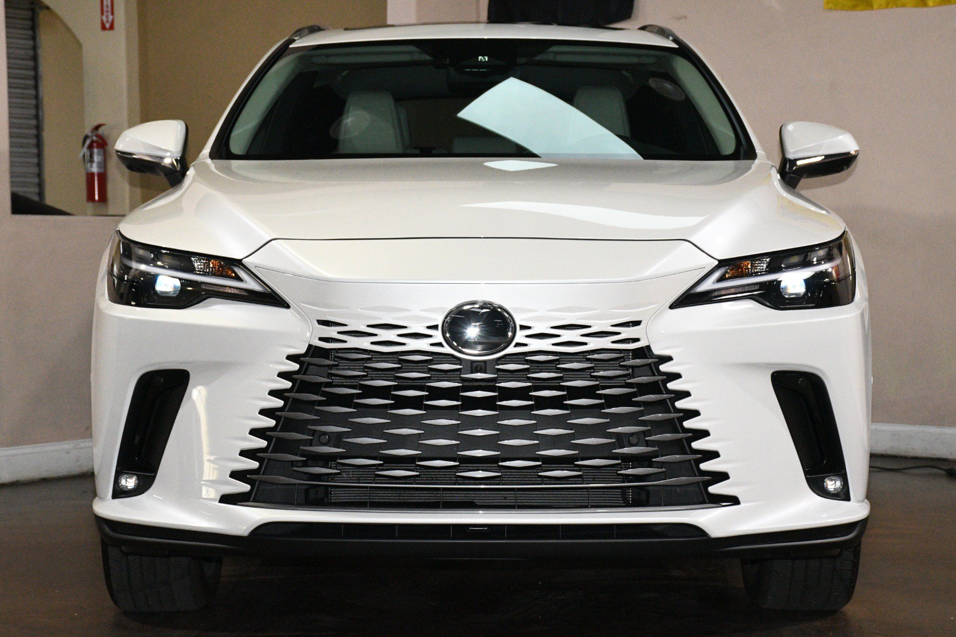 Used 2025 Lexus RX 350 Premium Plus w/ Convenience Package FWD video 1