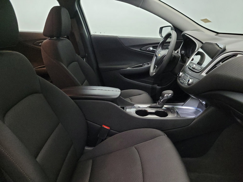 Used 2023 Chevrolet Malibu LT image 21