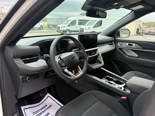 New 2026 Ford Explorer ST image 3