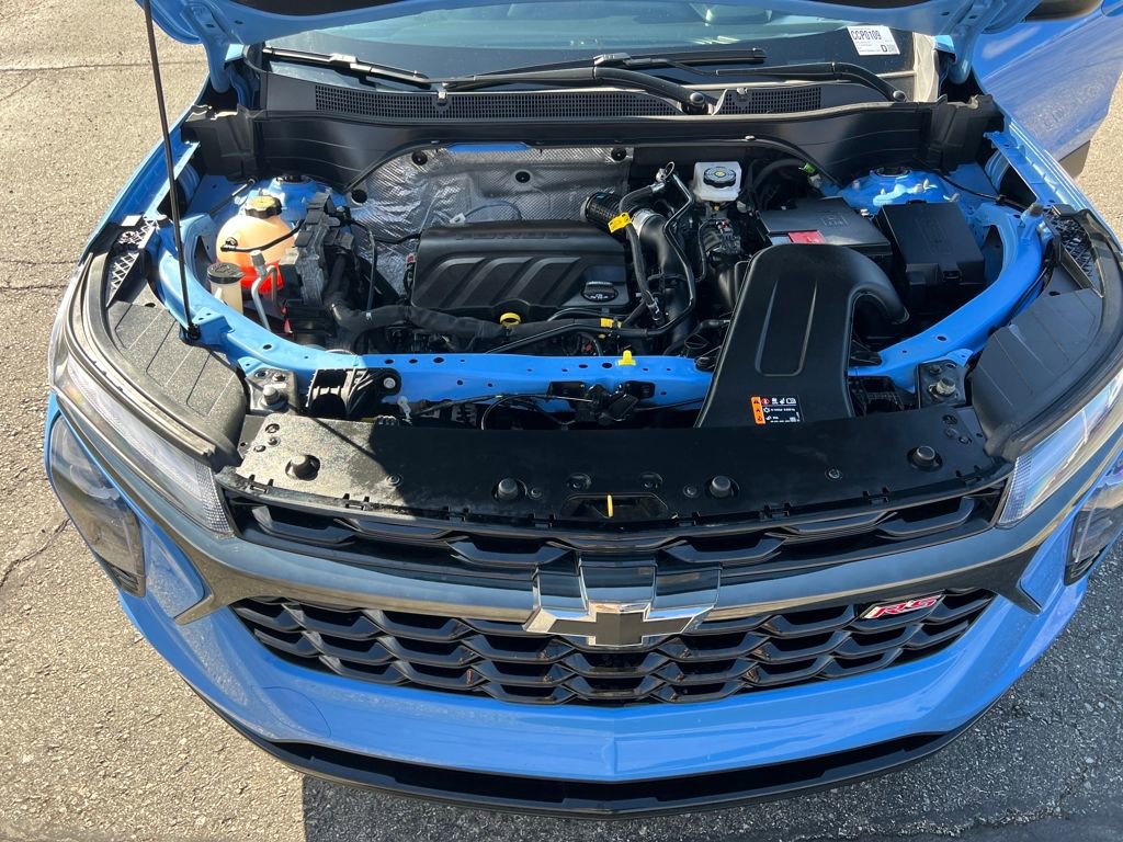 Used 2024 Chevrolet Trax RS w/ Driver Confidence Package image 26