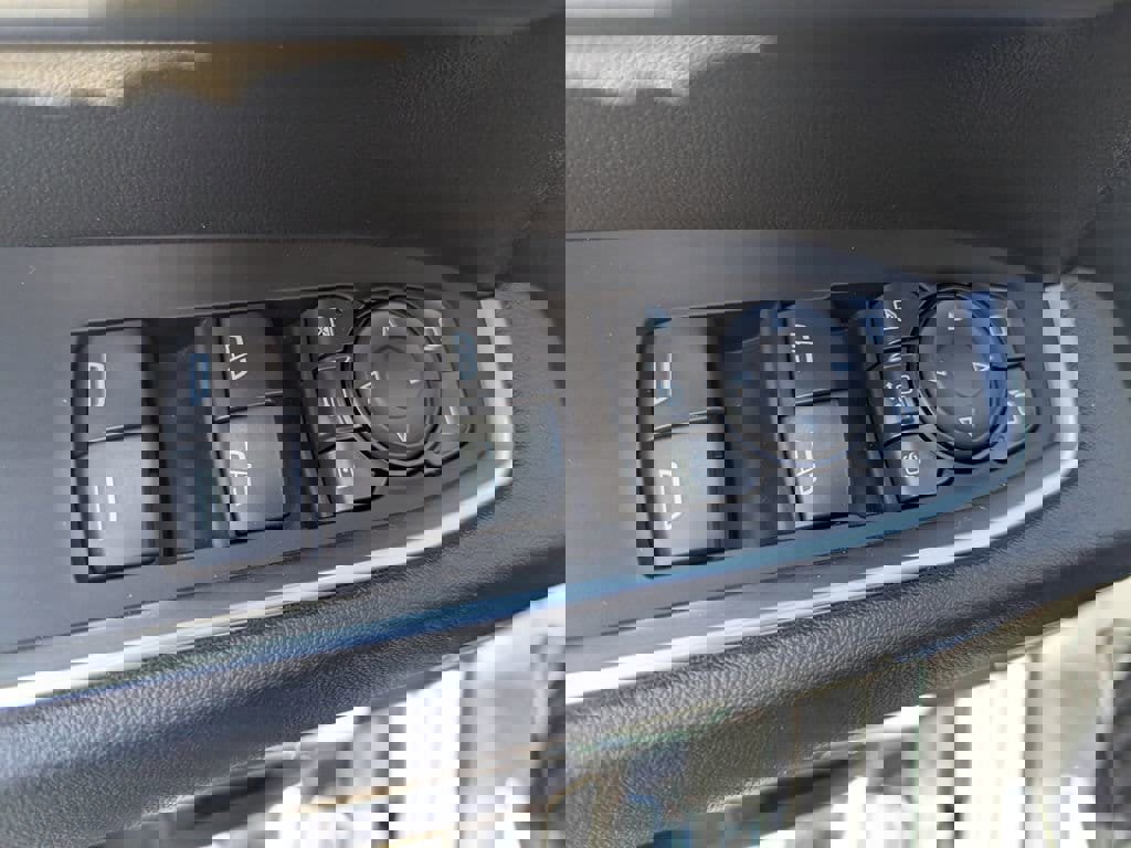 Certified 2026 Chevrolet Silverado 2500 LTZ w/ LTZ Convenience Package image 14