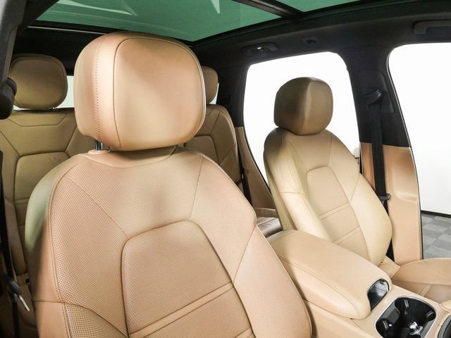 Certified 2020 Porsche Cayenne AWD/4WD image 25
