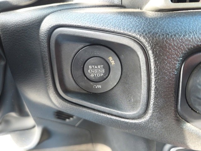 Used 2024 Jeep Wrangler Willys image 24