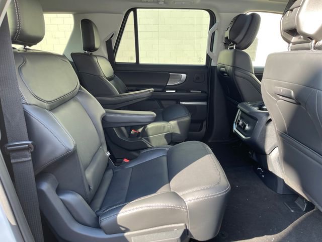 New 2026 Ford Expedition Max Platinum w/ Driver's Package AWD/4WD image 37