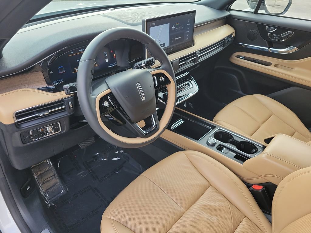 Certified 2023 Lincoln Corsair Reserve FWD image 19