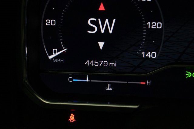 Used 2024 GMC Sierra 3500 AT4 w/ AT4 Premium Plus Package image 39