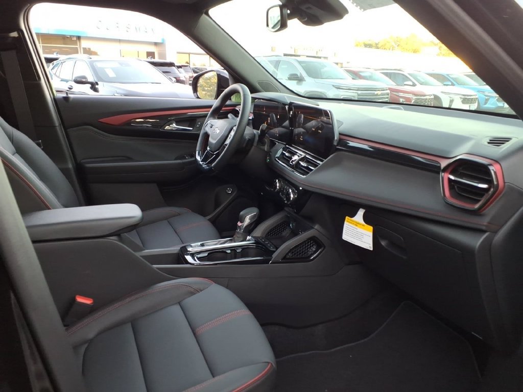 New 2026 Chevrolet TrailBlazer RS w/ Convenience Package AWD/4WD image 18