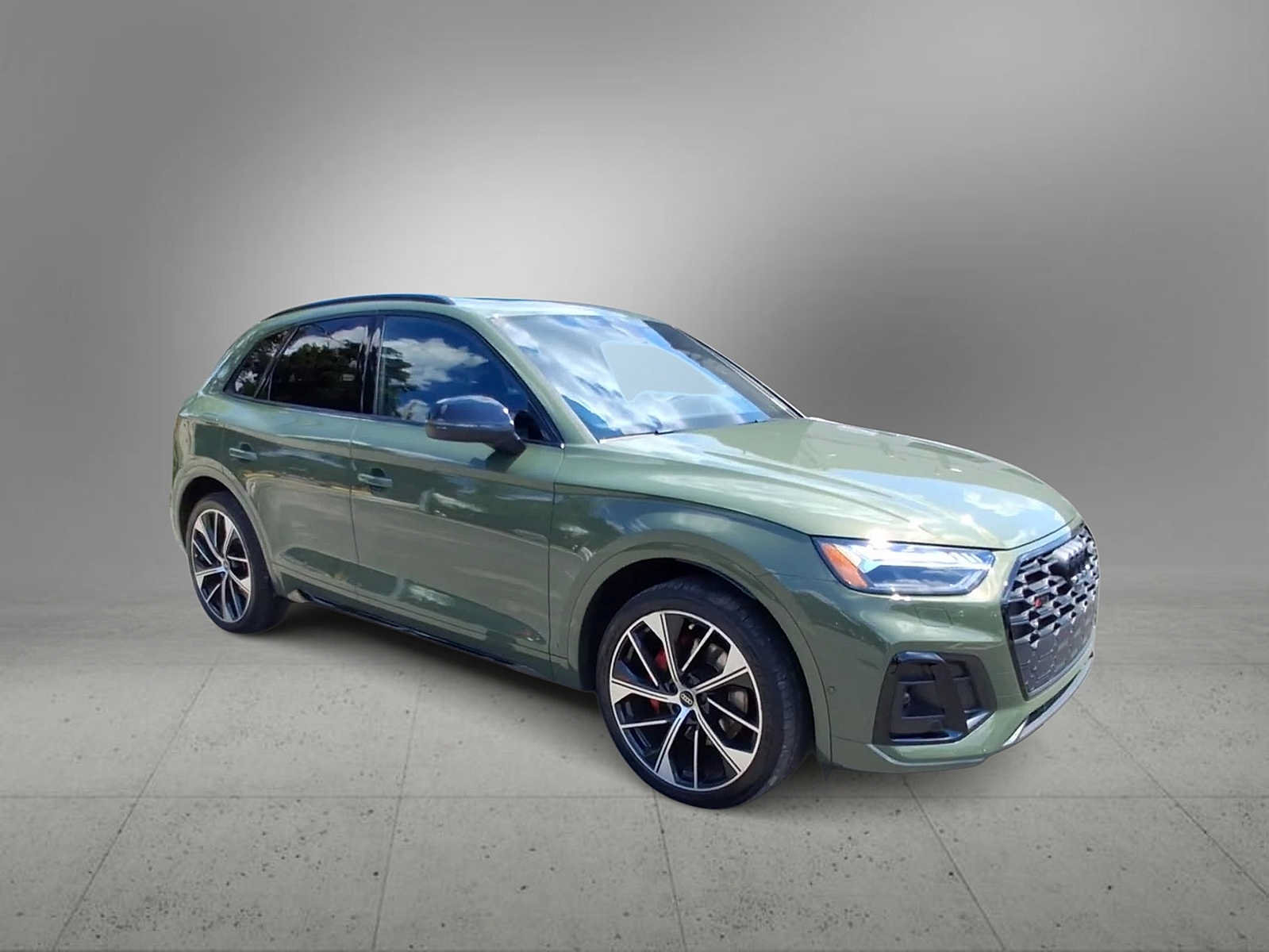 Used 2023 Audi SQ5 Prestige w/ Prestige Package AWD/4WD image 2