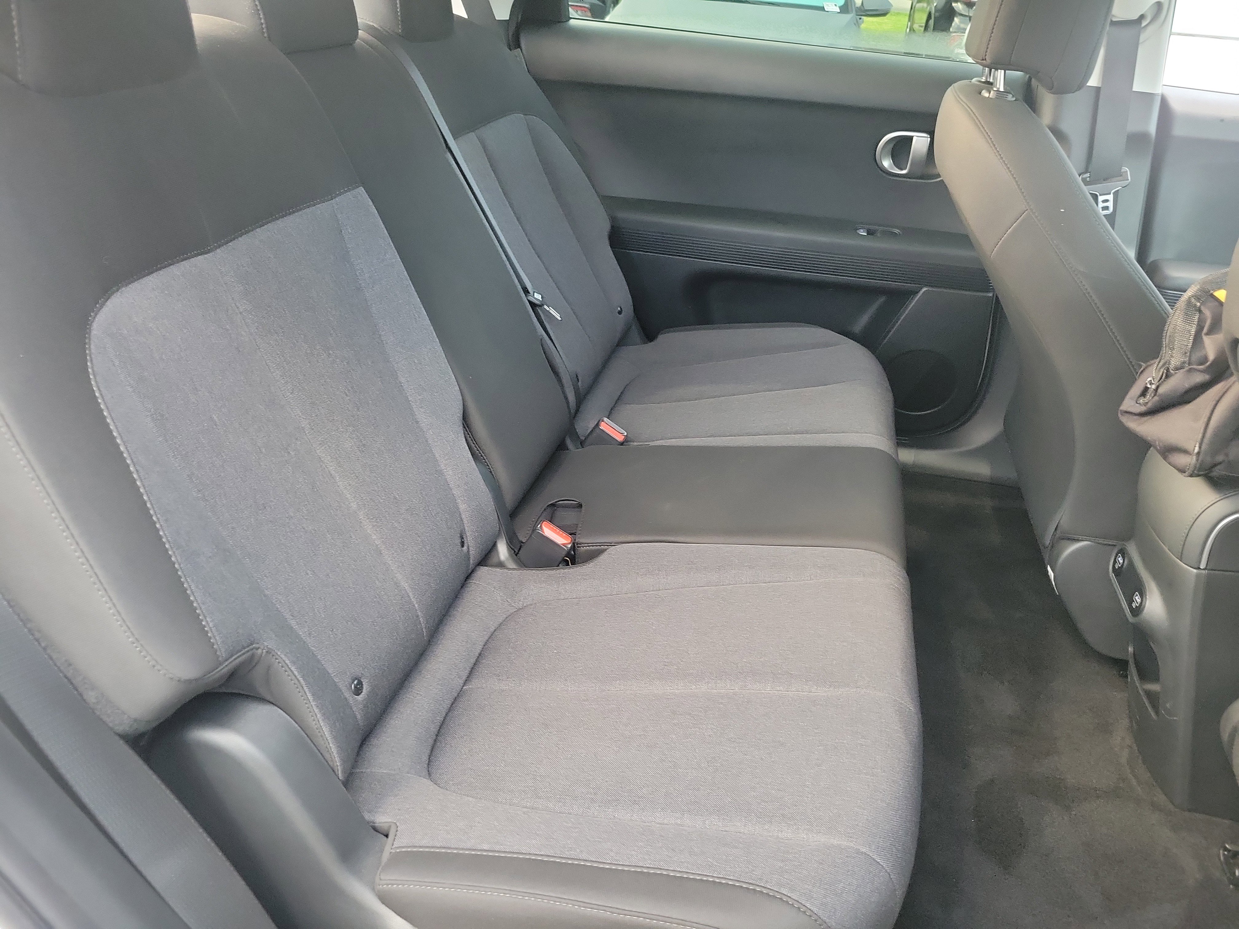 Used 2024 Hyundai Ioniq 5 SE image 21