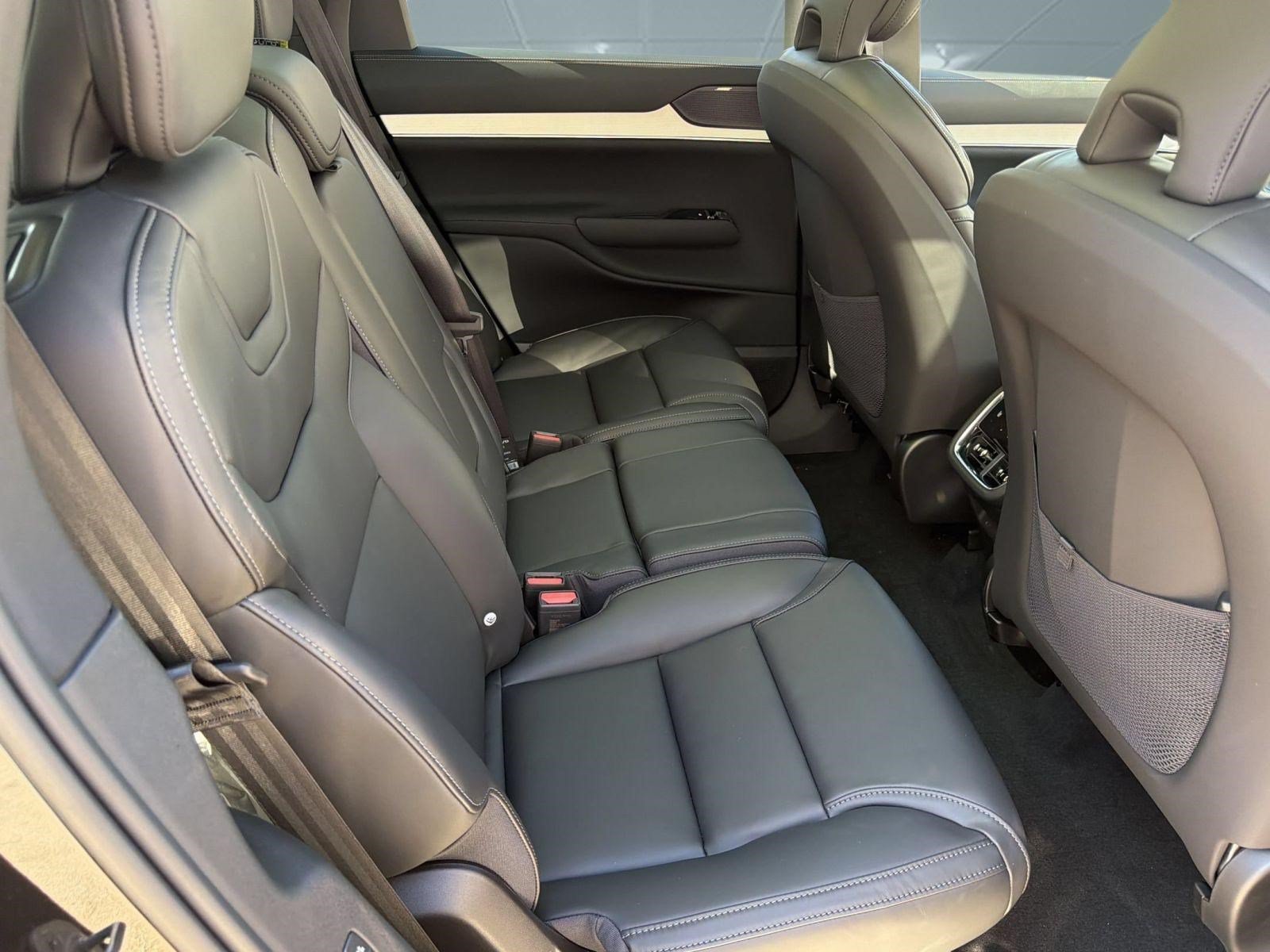 New 2026 Volvo EX90 Ultra AWD/4WD image 29