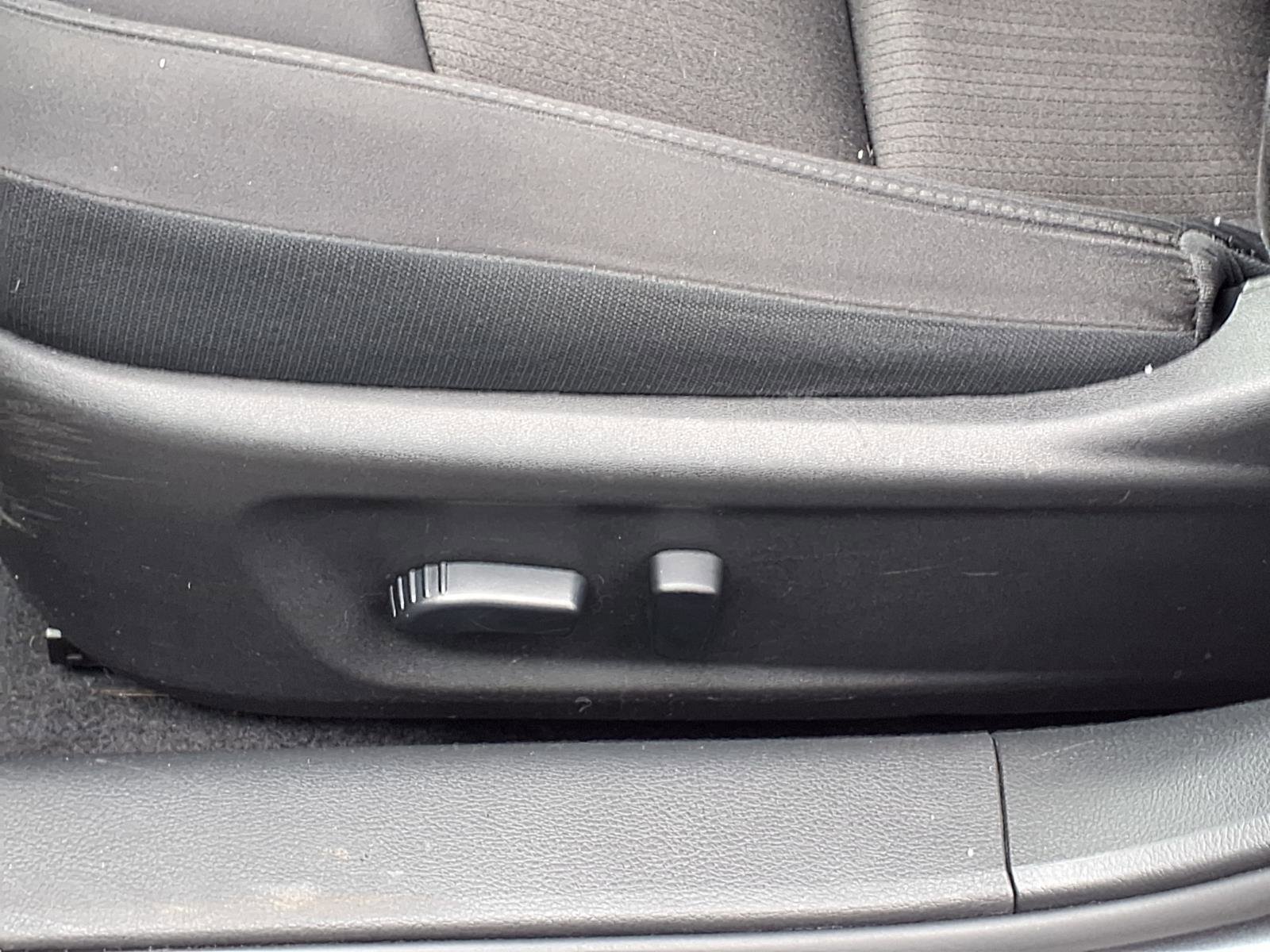 Used 2024 Nissan Altima 2.5 SV image 4